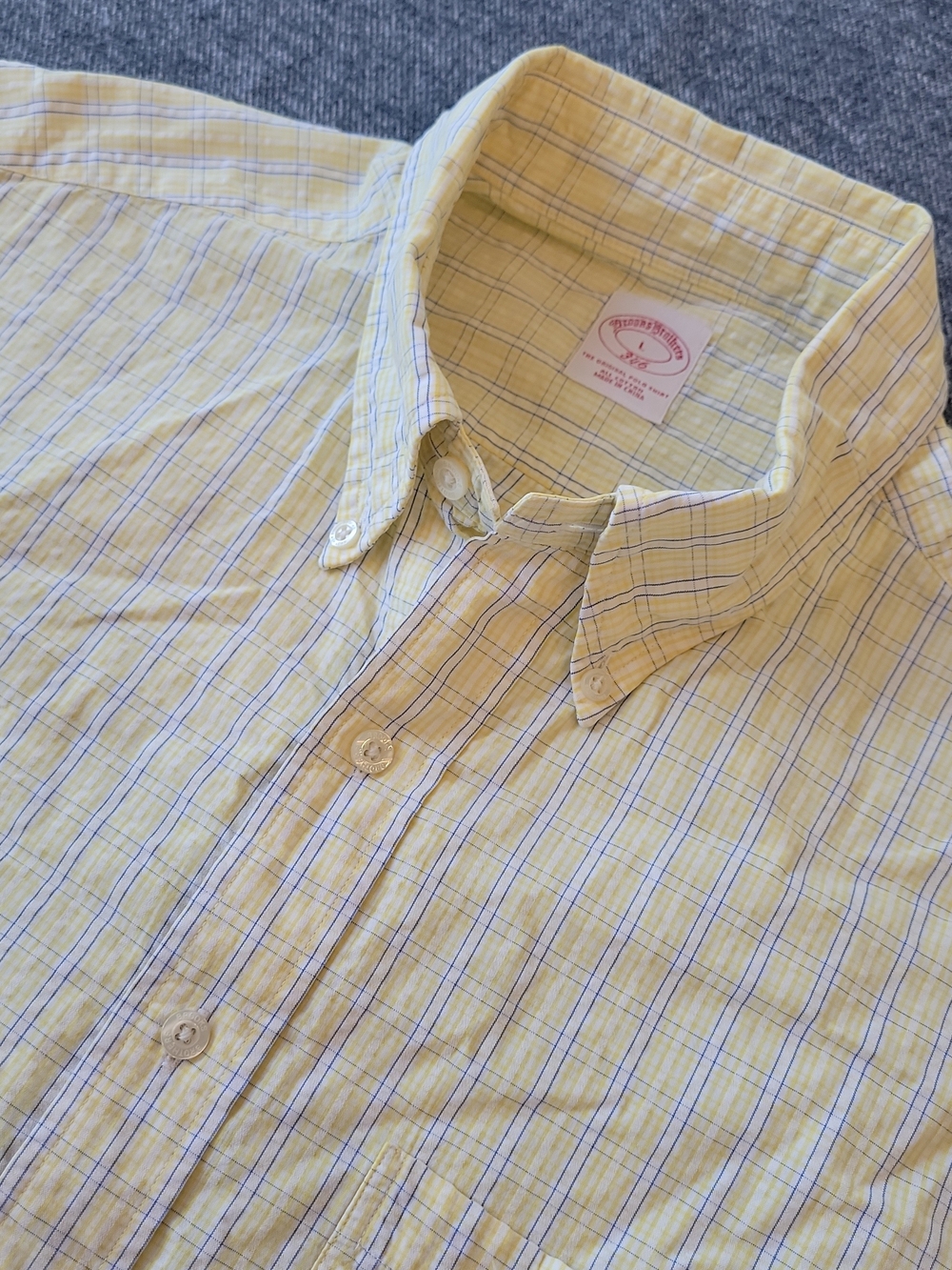 Brooks Brothers Shirt Men's Large Seersucker Yellow Short Sleeve Button Down
